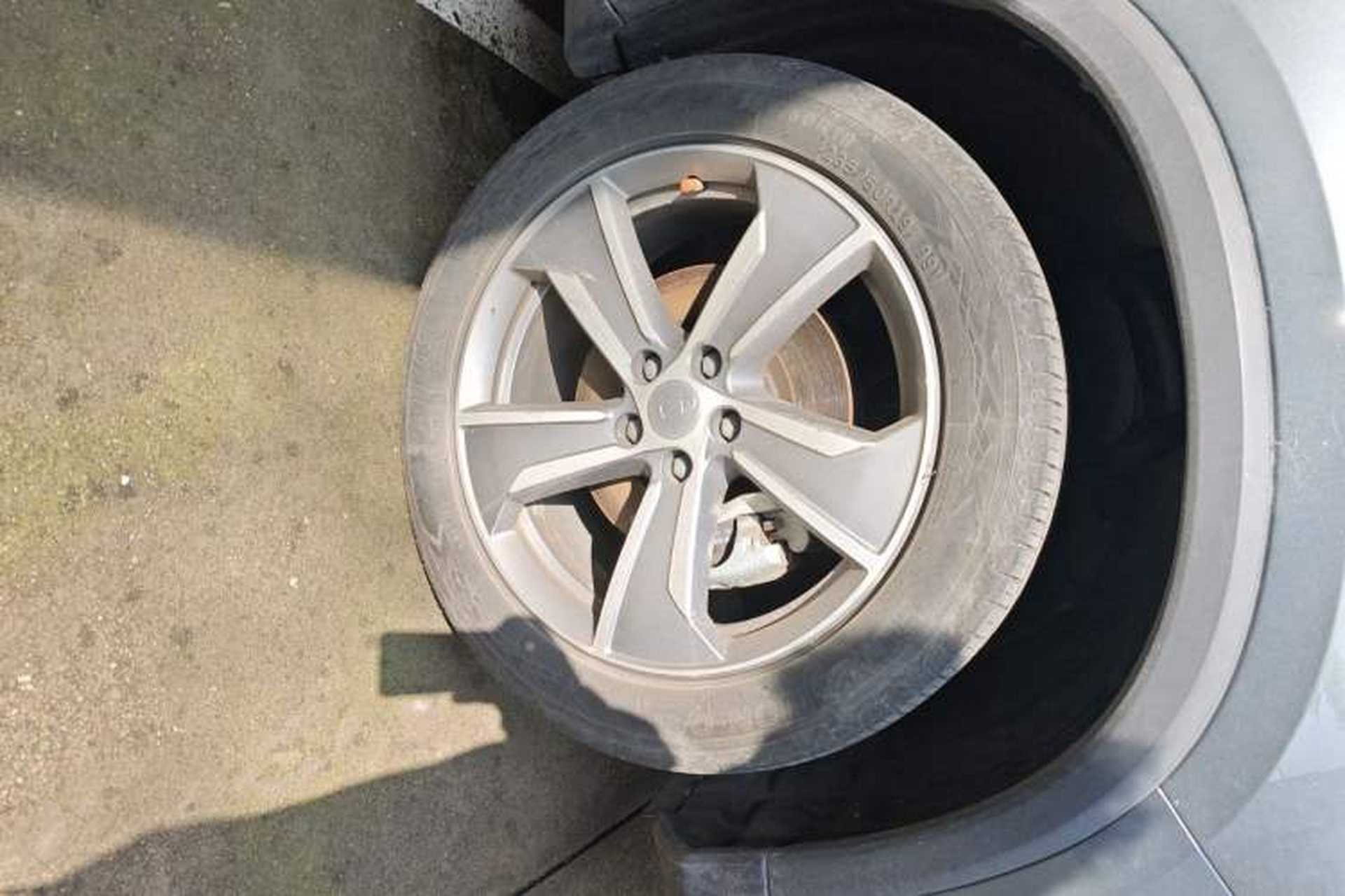 Used Geely Auto Haoyue L 2024 2.0T DCT Prestige Version Right Front Wheel Hub