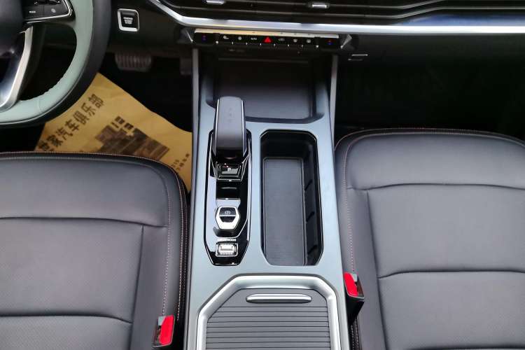 Used Geely Auto Haoyue L 2024 2.0T DCT Prestige Version Gear Lever