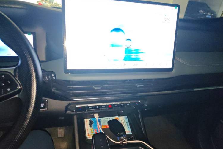 Used Geely Auto Haoyue L 2024 2.0T DCT Luxury Version Audio And AC Panel