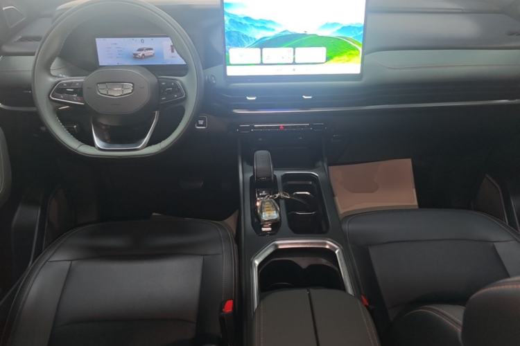 Used Geely Auto Haoyue L 2024 2.0T DCT Prestige Version Center Console