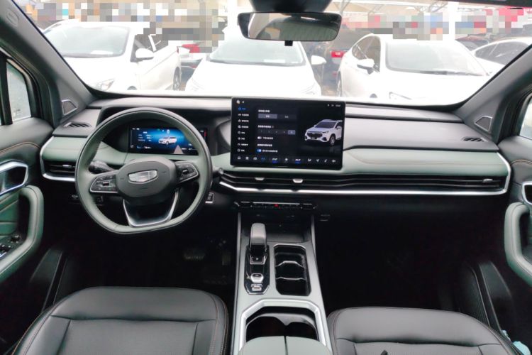 Used Geely Auto Haoyue L 2024 2.0T DCT Prestige Version Center Console