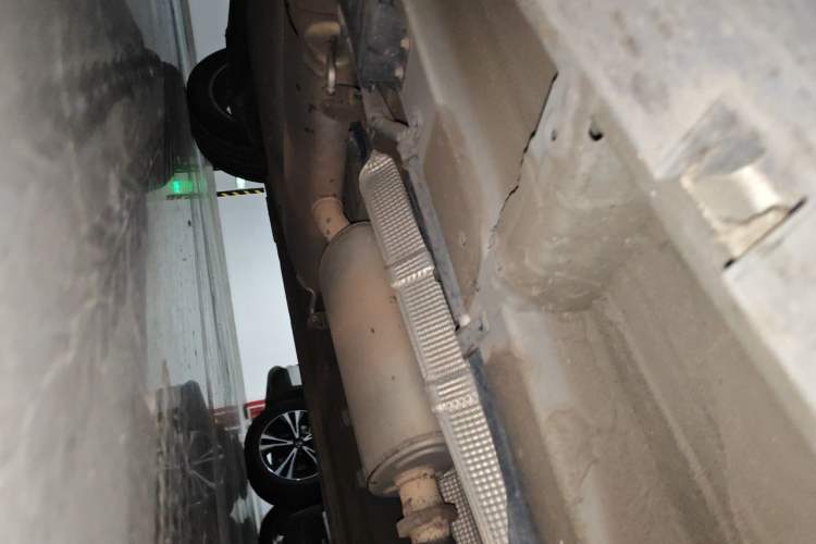 Used Geely Auto Haoyue L 2024 2.0T DCT Luxury Version Chassis Front Right