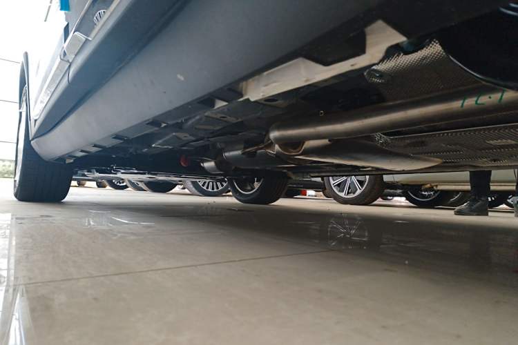 Used Geely Auto Haoyue L 2024 2.0T DCT Prestige Version Chassis Rear Left