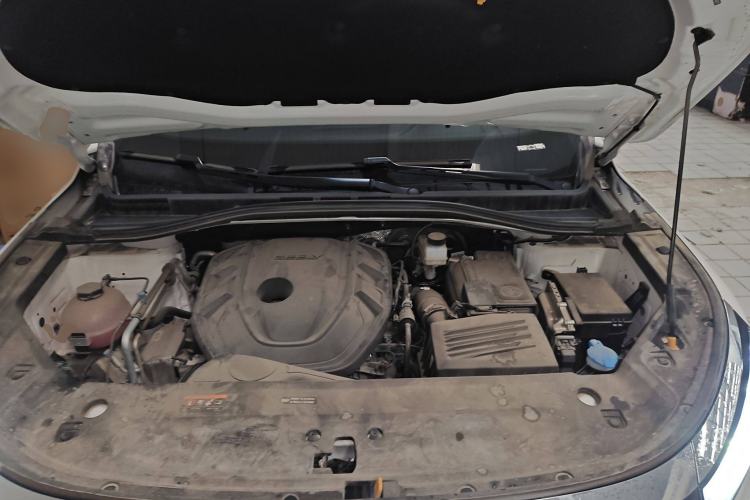 Used Geely Auto Haoyue L 2024 2.0T DCT Flagship Version Engine Bay