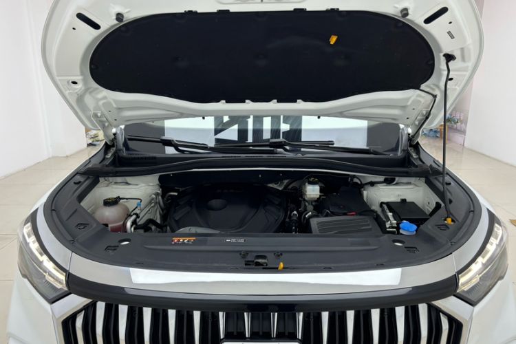 Used Geely Auto Haoyue L 2024 2.0T DCT Prestige Version Engine Bay