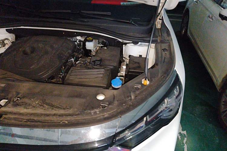Used Geely Auto Haoyue L 2024 2.0T DCT Prestige Version Engine Bay Left