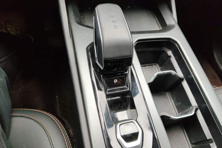 Used Geely Auto Haoyue L 2024 2.0T DCT Prestige Version Gear Lever