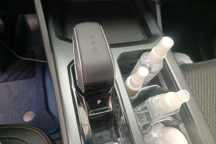Used Geely Auto Haoyue L 2024 2.0T DCT Prestige Version Gear Lever