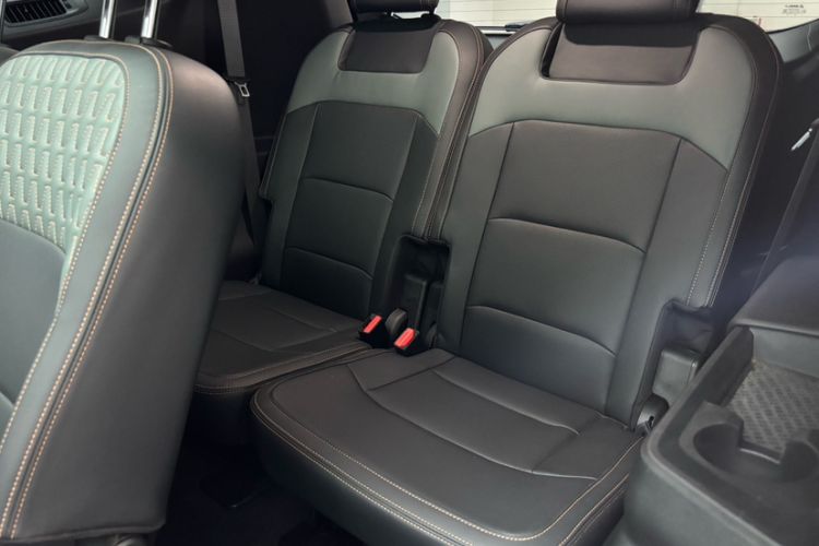 Used Geely Auto Haoyue L 2024 2.0T DCT Prestige Version Interior 1