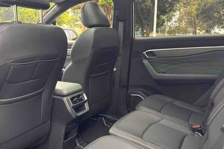 Used Geely Auto Haoyue L 2024 2.0T DCT Prestige Version Interior 3