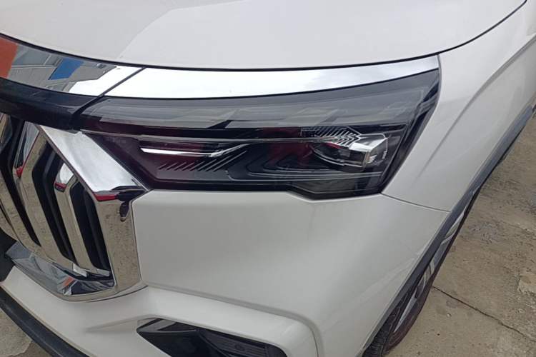 Used Geely Auto Haoyue L 2024 2.0T DCT Prestige Version Left Front Headlight