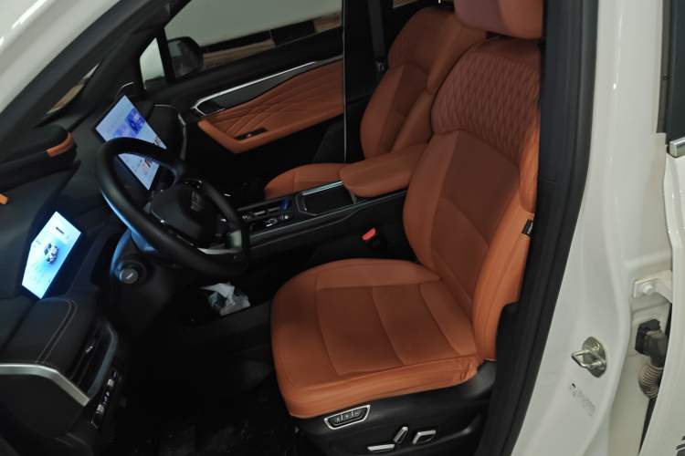 Used Geely Auto Haoyue L 2024 2.0T DCT Flagship Version Left Front Seat