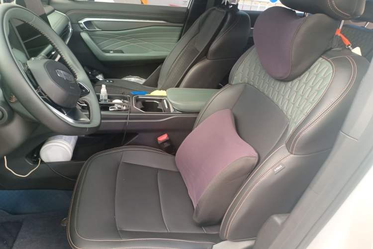 Used Geely Auto Haoyue L 2024 2.0T DCT Prestige Version Left Front Seat