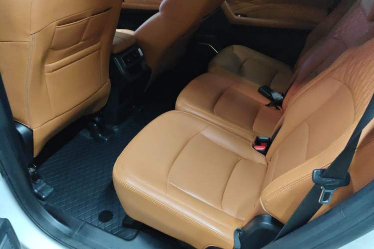 Used Geely Auto Haoyue L 2024 2.0T DCT Flagship Version Left Rear Seat
