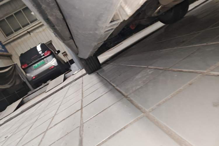 Used Geely Auto Haoyue L 2024 2.0T DCT Flagship Version Left Side Sill