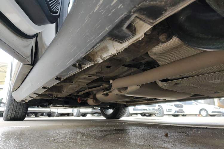 Used Geely Auto Haoyue L 2024 2.0T DCT Prestige Version Left Side Sill
