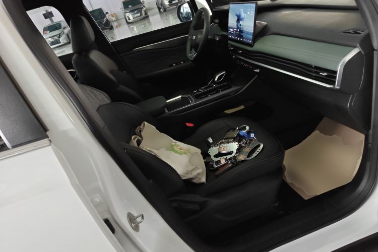 Used Geely Auto Haoyue L 2024 2.0T DCT Prestige Version Right Front Seat
