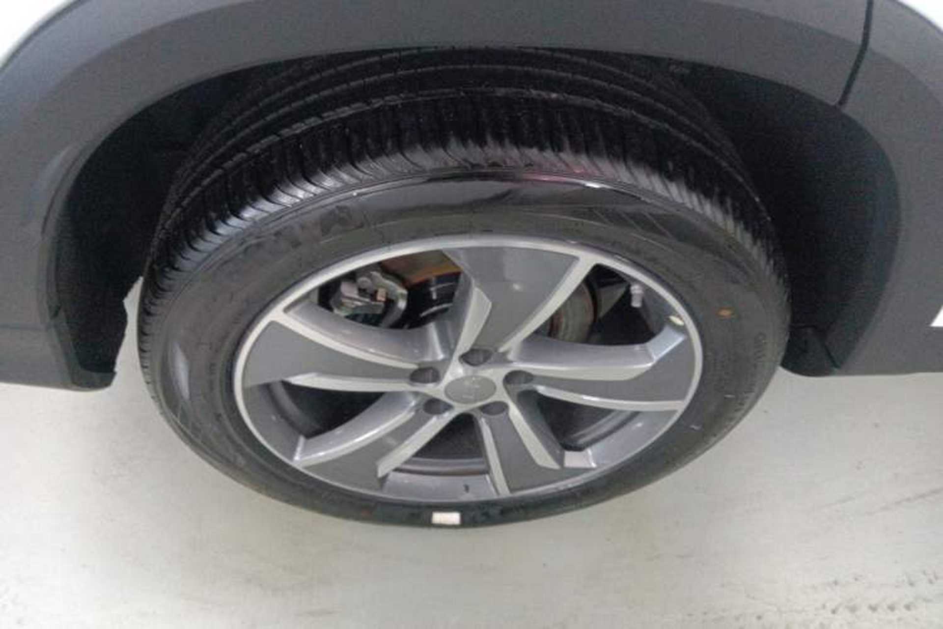 Used Geely Auto Haoyue L 2024 2.0T DCT Prestige Version Right Rear Wheel Hub