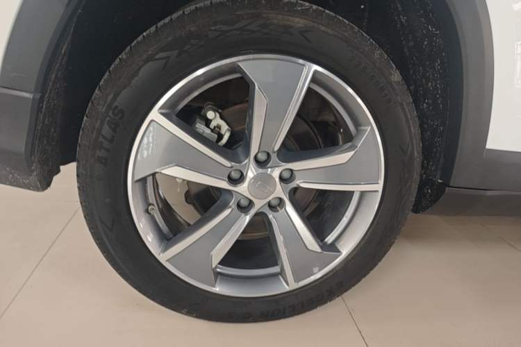 Used Geely Auto Haoyue L 2024 2.0T DCT Prestige Version Right Rear Wheel Hub