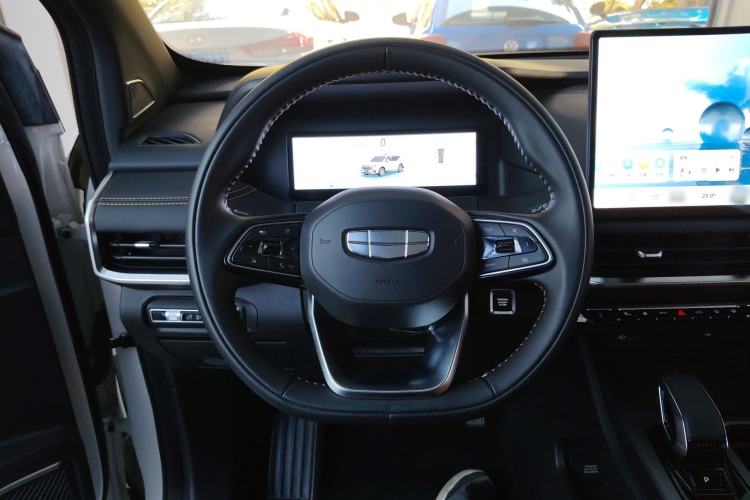 Used Geely Auto Haoyue L 2024 2.0T DCT Flagship Version Steering Wheel