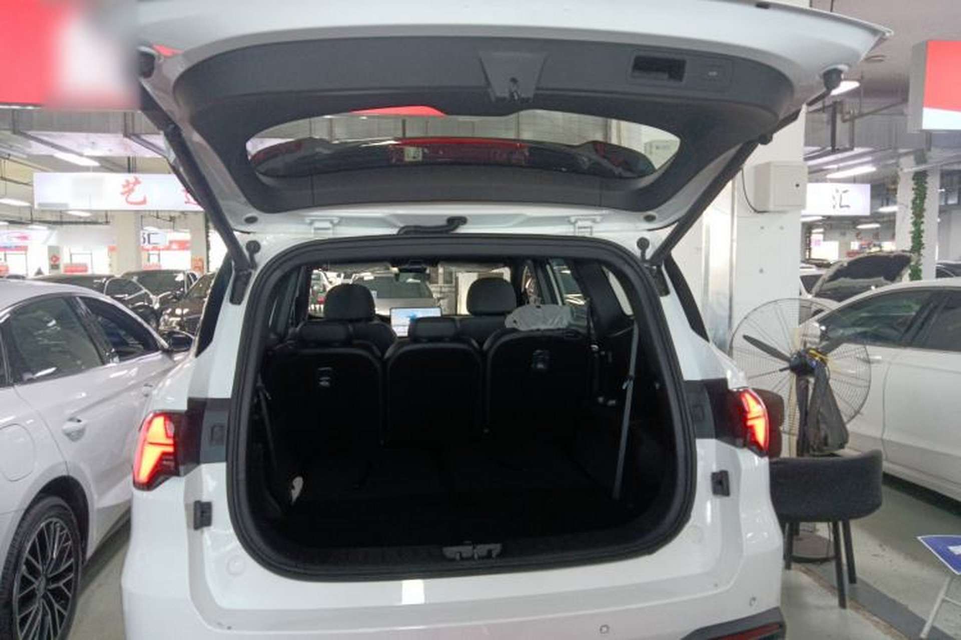 Used Geely Auto Haoyue L 2024 2.0T DCT Prestige Version Trunk