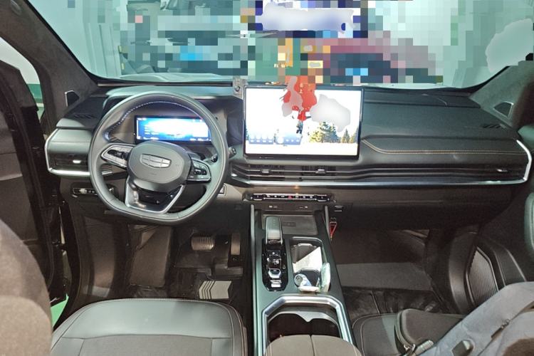 Used Geely Auto Haoyue L 2025 2.0T DCT Luxury Edition Center Console