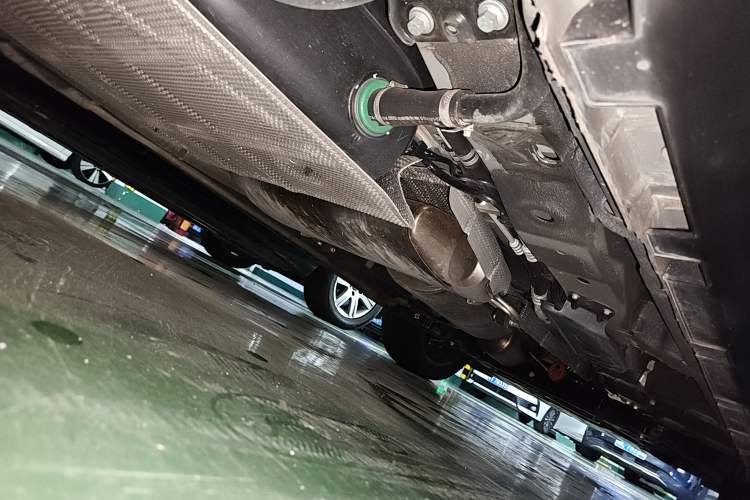 Used Geely Auto Haoyue L 2025 2.0T DCT Luxury Edition Chassis Rear Right