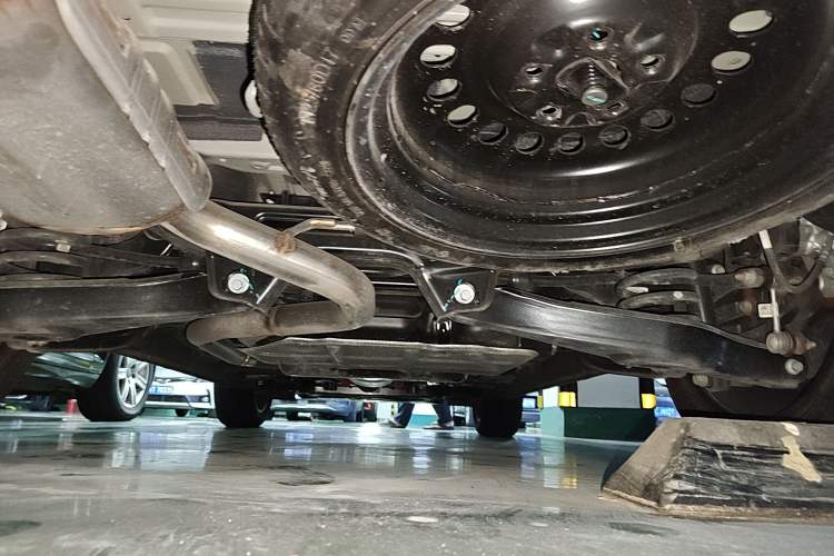 Used Geely Auto Haoyue L 2025 2.0T DCT Luxury Edition Chassis Rear
