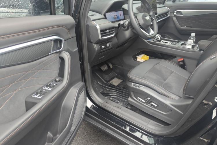 Used Geely Auto Haoyue L 2025 2.0T DCT Luxury Edition Driver Seat