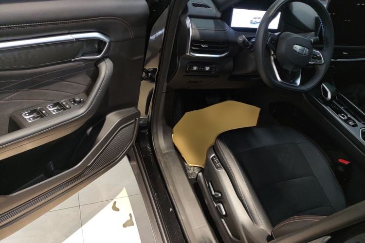 Used Geely Auto Haoyue L 2025 2.0T DCT Luxury Edition Driver Seat