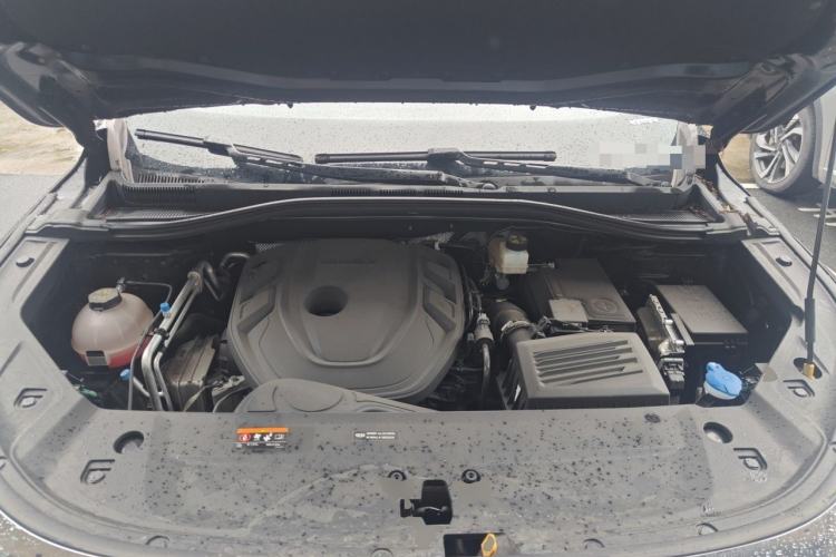 Used Geely Auto Haoyue L 2025 2.0T DCT Luxury Edition Engine Bay