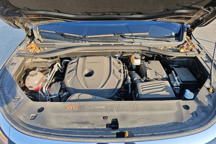 Used Geely Auto Haoyue L 2025 2.0T DCT Luxury Edition Engine Bay