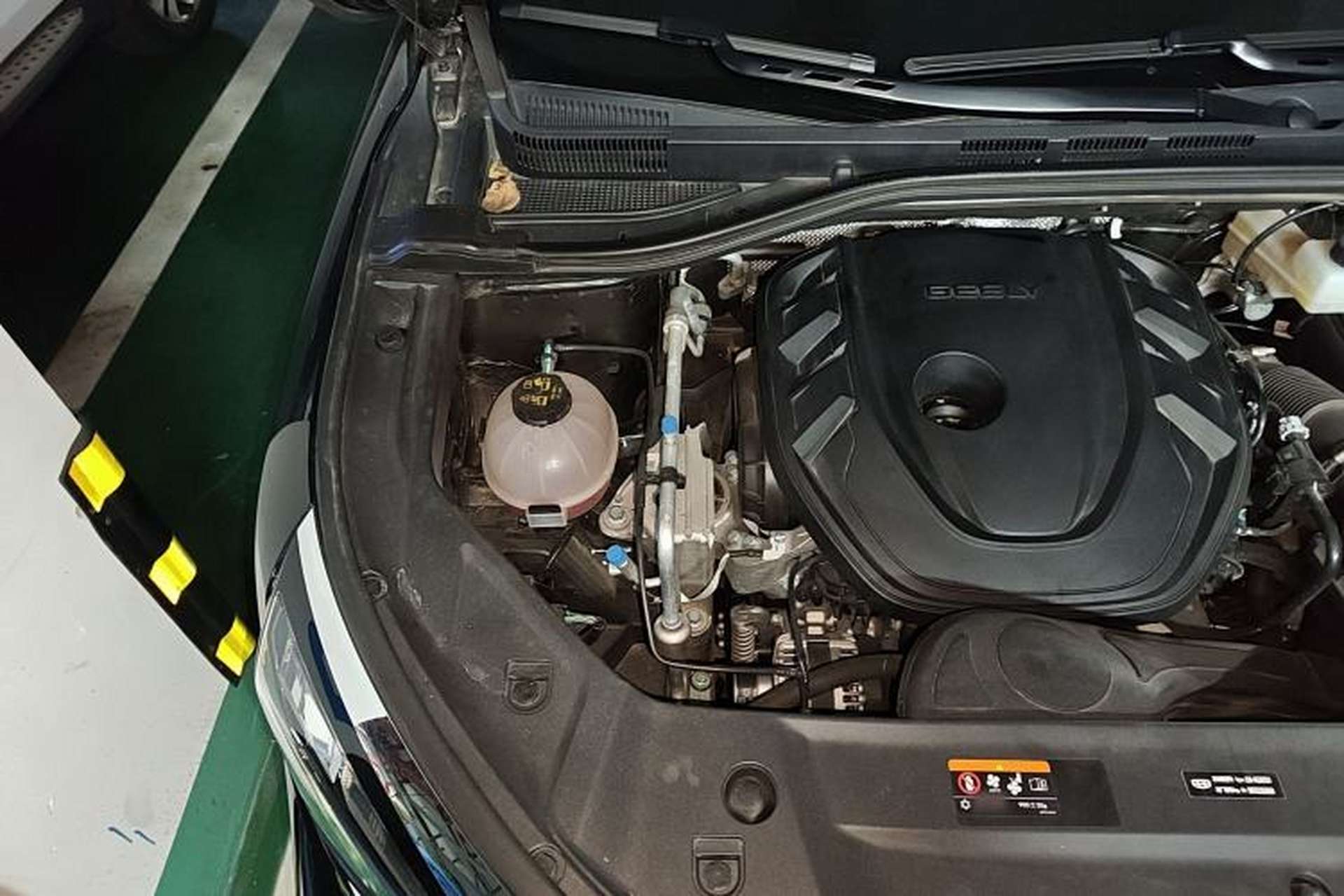 Used Geely Auto Haoyue L 2025 2.0T DCT Luxury Edition Engine Bay Right