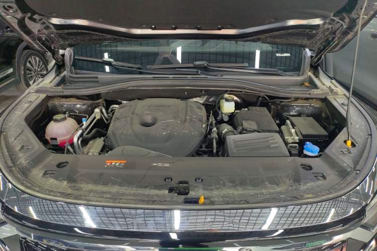 Used Geely Auto Haoyue L 2025 2.0T DCT Luxury Edition Engine Bay