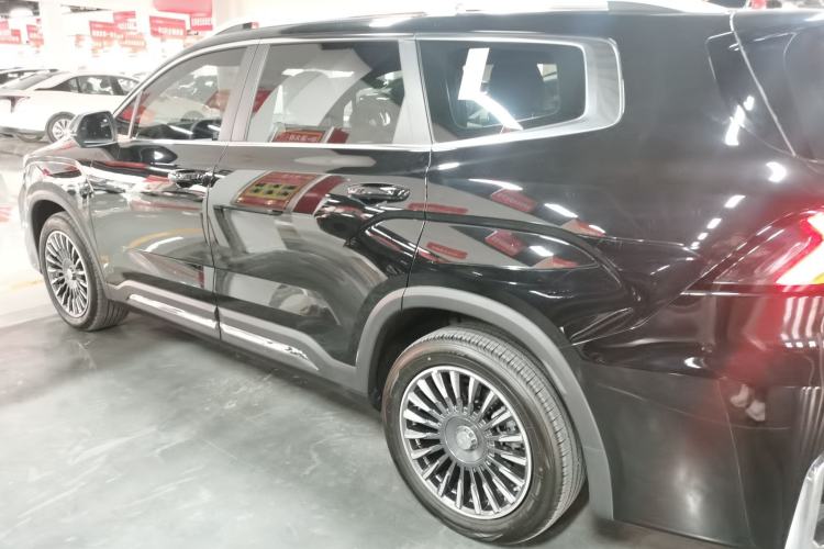Used Geely Auto Haoyue L 2025 2.0T DCT Luxury Edition Exterior 3