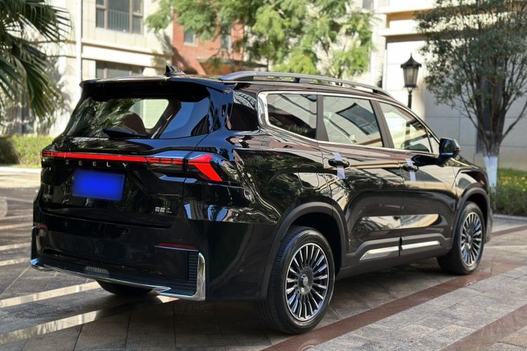 Used Geely Auto Haoyue L 2025 2.0T DCT Luxury Edition Exterior 4