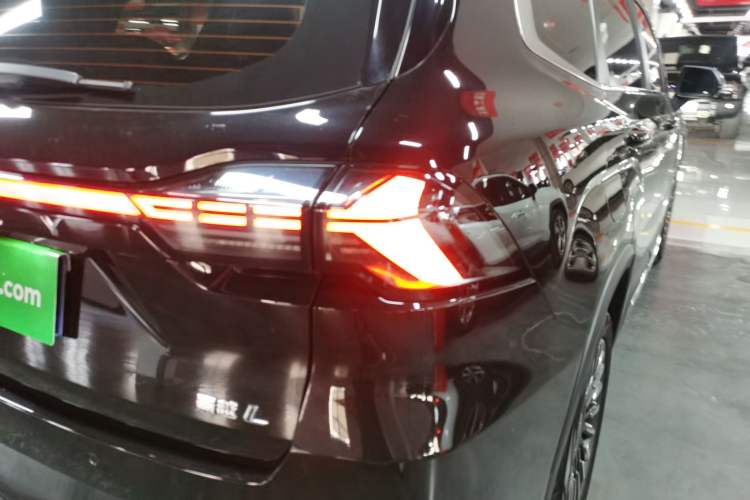 Used Geely Auto Haoyue L 2025 2.0T DCT Luxury Edition Exterior 6