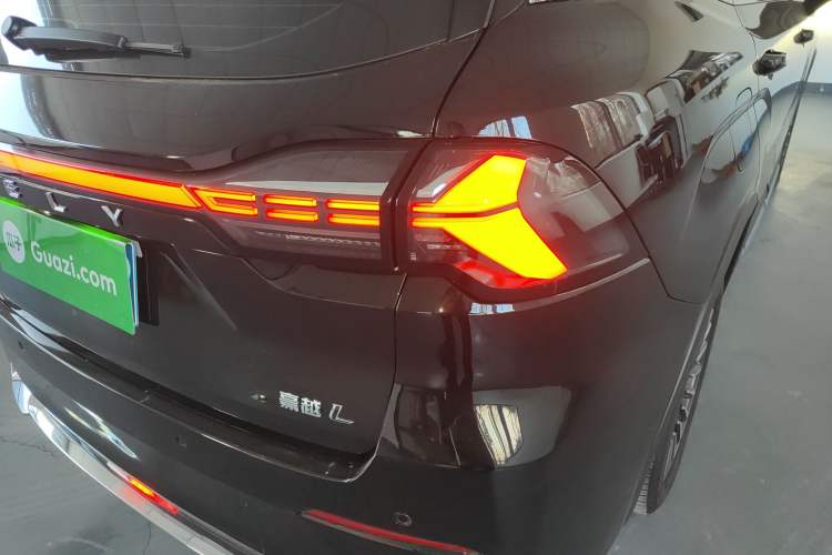 Used Geely Auto Haoyue L 2025 2.0T DCT Luxury Edition Exterior 6