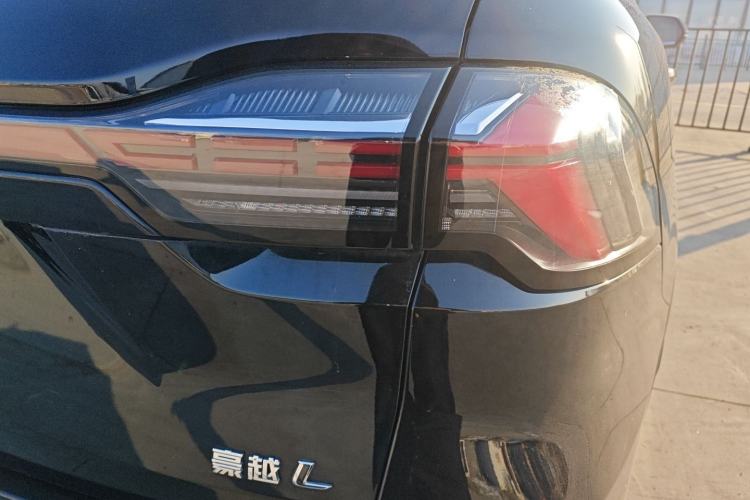 Used Geely Auto Haoyue L 2025 2.0T DCT Luxury Edition Exterior 6