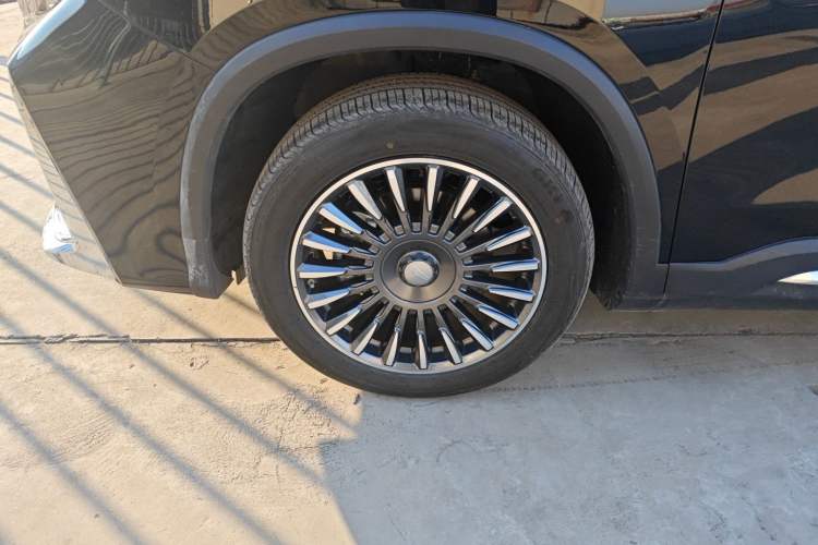 Used Geely Auto Haoyue L 2025 2.0T DCT Luxury Edition Exterior 7