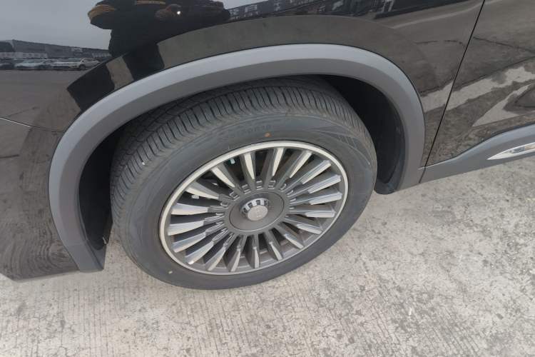 Used Geely Auto Haoyue L 2025 2.0T DCT Luxury Edition Exterior 7