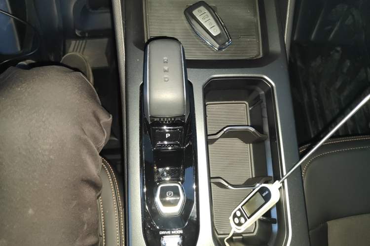Used Geely Auto Haoyue L 2025 2.0T DCT Luxury Edition Gear Lever