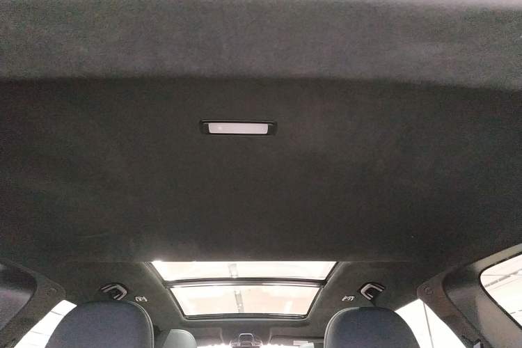 Used Geely Auto Haoyue L 2025 2.0T DCT Luxury Edition Headliner