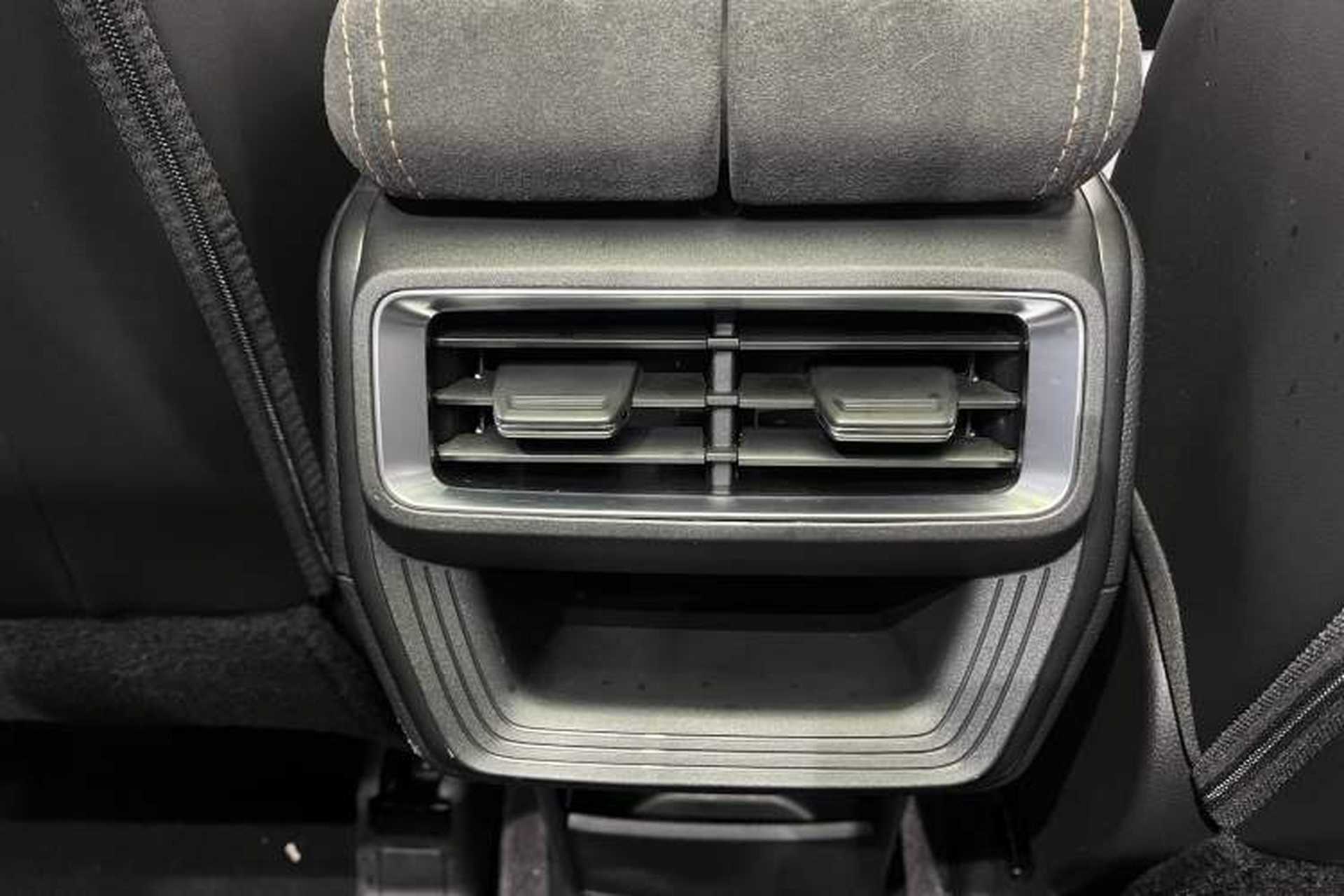 Used Geely Auto Haoyue L 2025 2.0T DCT Luxury Edition Interior 10