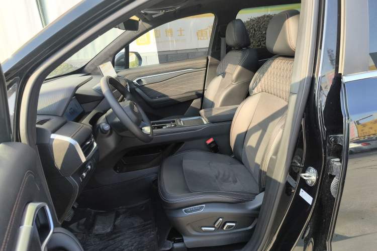 Used Geely Auto Haoyue L 2025 2.0T DCT Luxury Edition Left Front Seat