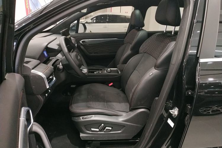 Used Geely Auto Haoyue L 2025 2.0T DCT Luxury Edition Left Front Seat