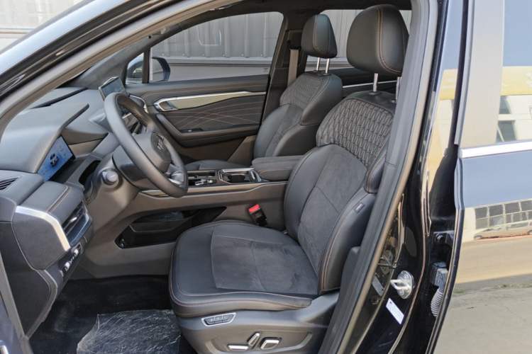 Used Geely Auto Haoyue L 2025 2.0T DCT Luxury Edition Left Front Seat