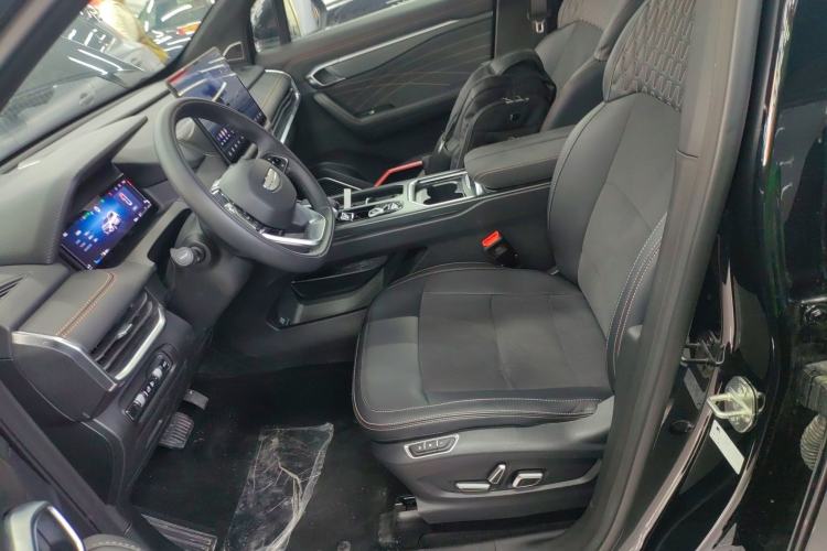 Used Geely Auto Haoyue L 2025 2.0T DCT Luxury Edition Left Front Seat