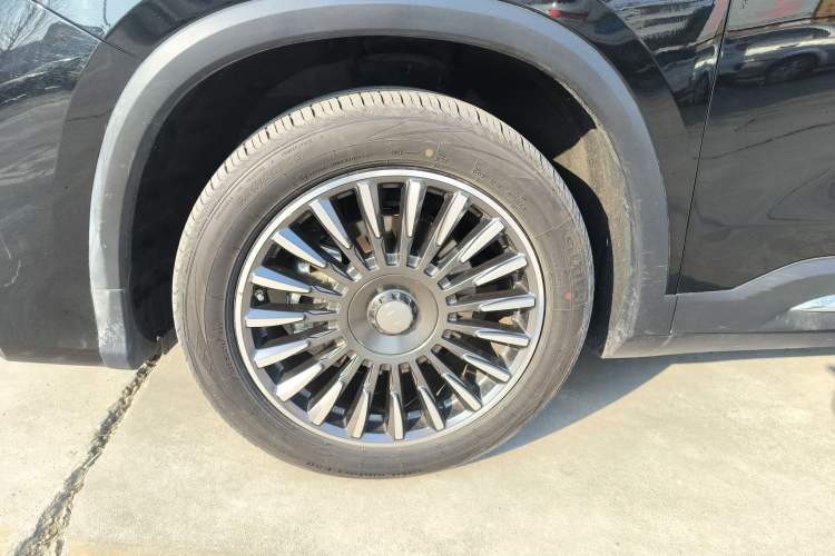 Used Geely Auto Haoyue L 2025 2.0T DCT Luxury Edition Left Front Wheel Hub