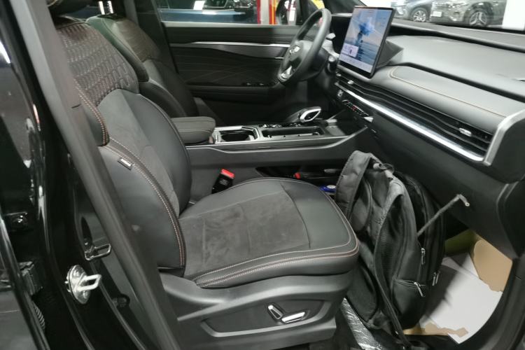 Used Geely Auto Haoyue L 2025 2.0T DCT Luxury Edition Right Front Seat